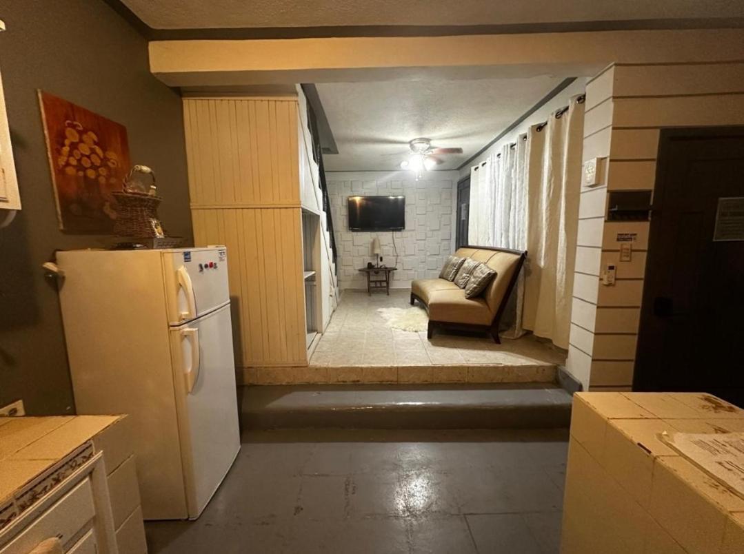 Cozy Townhouse & Terrace/Pool Apartman La Ceiba Kültér fotó
